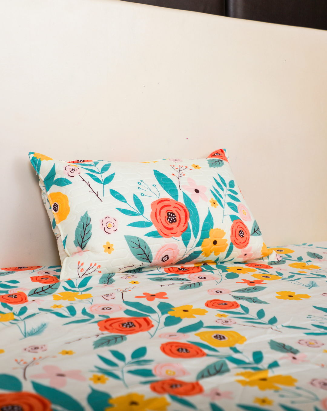 Anthurium - SINGLE BEDSHEET WITH QUILTED PILLOW COVER (Multi Floral color )