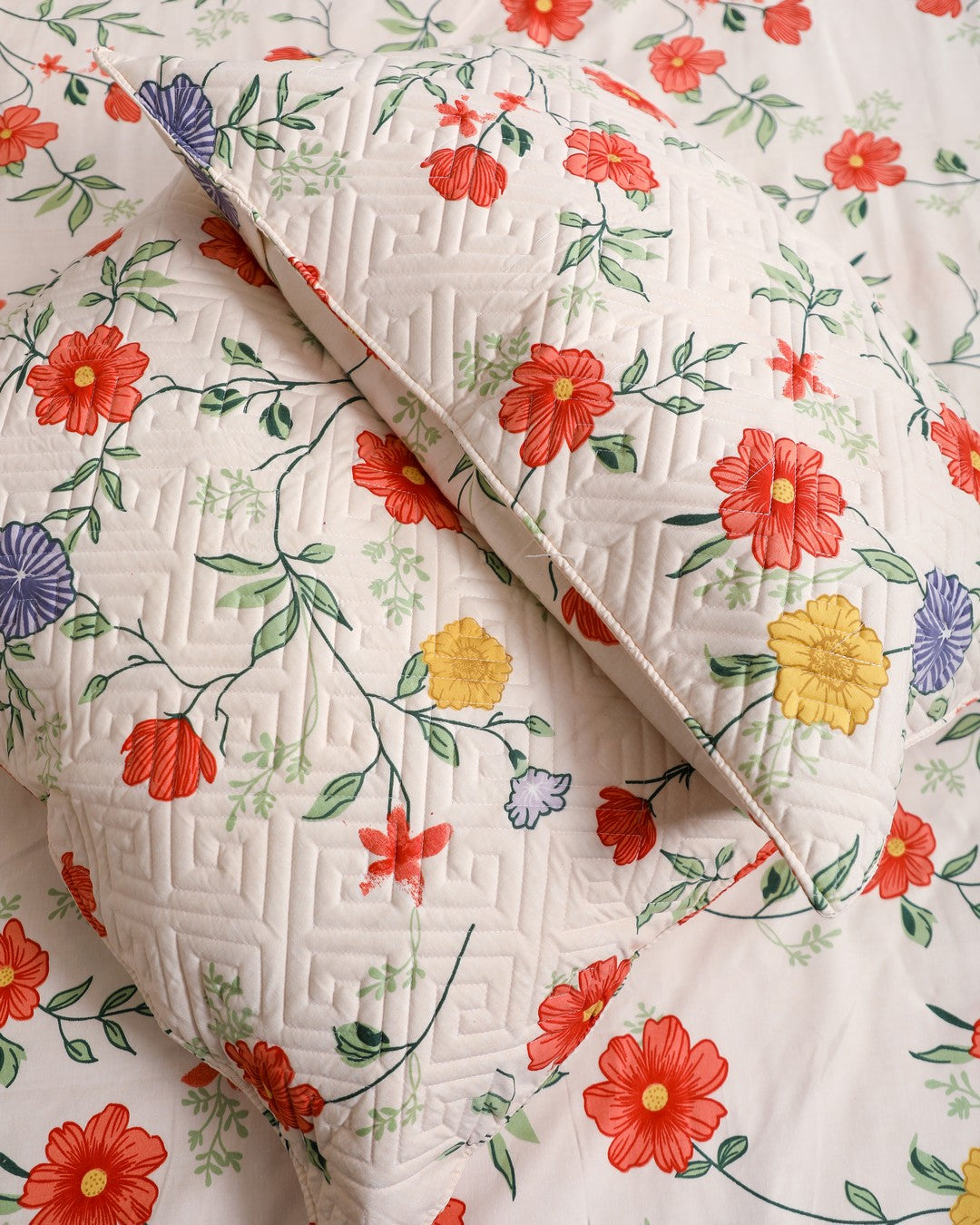 Anthurium Multi-Floral King Size Bedsheet Set with Quilted Designer Pillow Covers – Premium Cotton, Soft, Breathable & Luxury Bedding for All Seasons