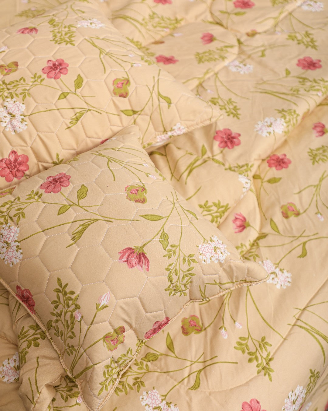 Baby Breath - KING SIZE 5PCS BEDSET (Cream Floral)