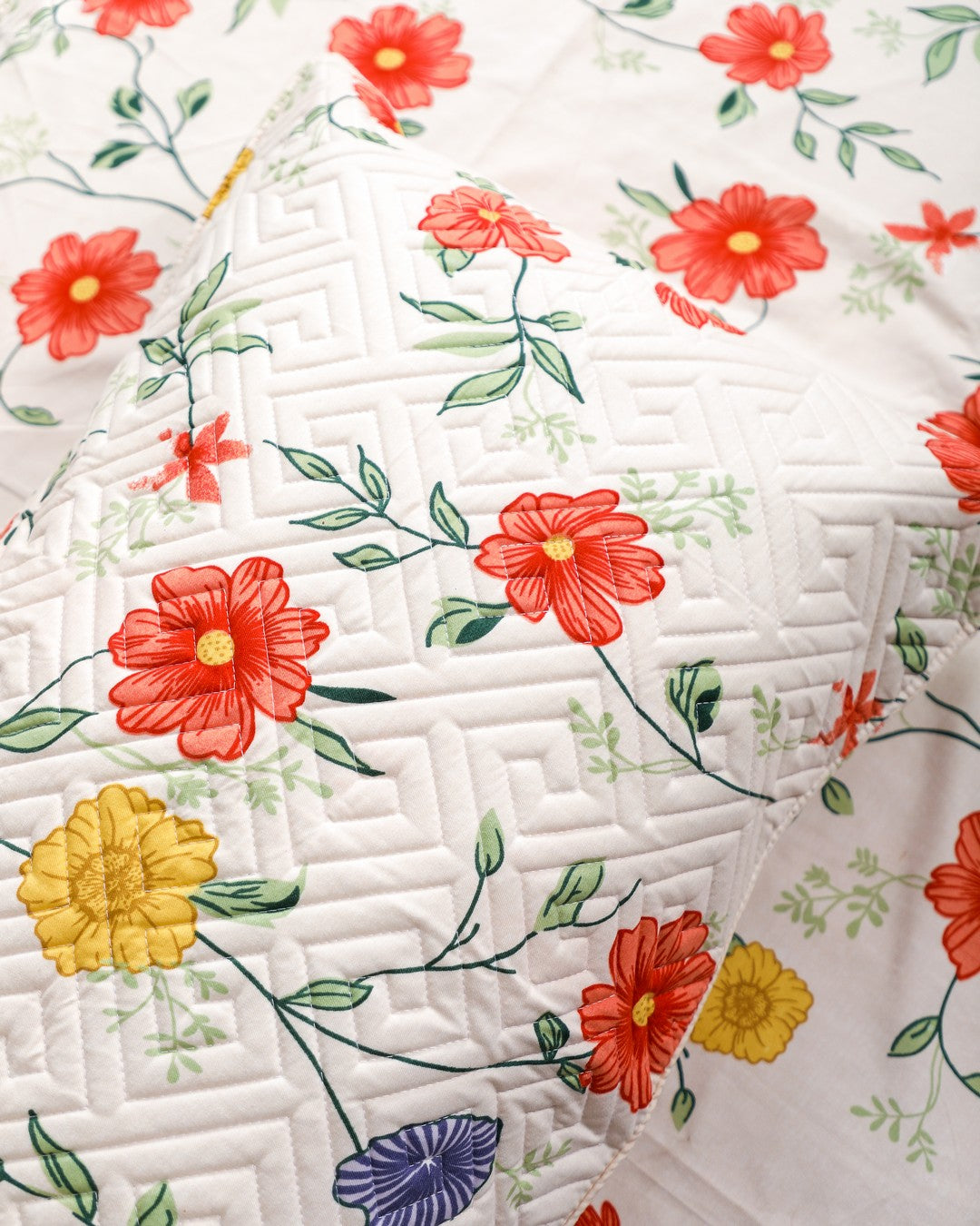 Anthurium - SINGLE BEDSHEET WITH QUILTED PILLOW COVER (Multi Floral)