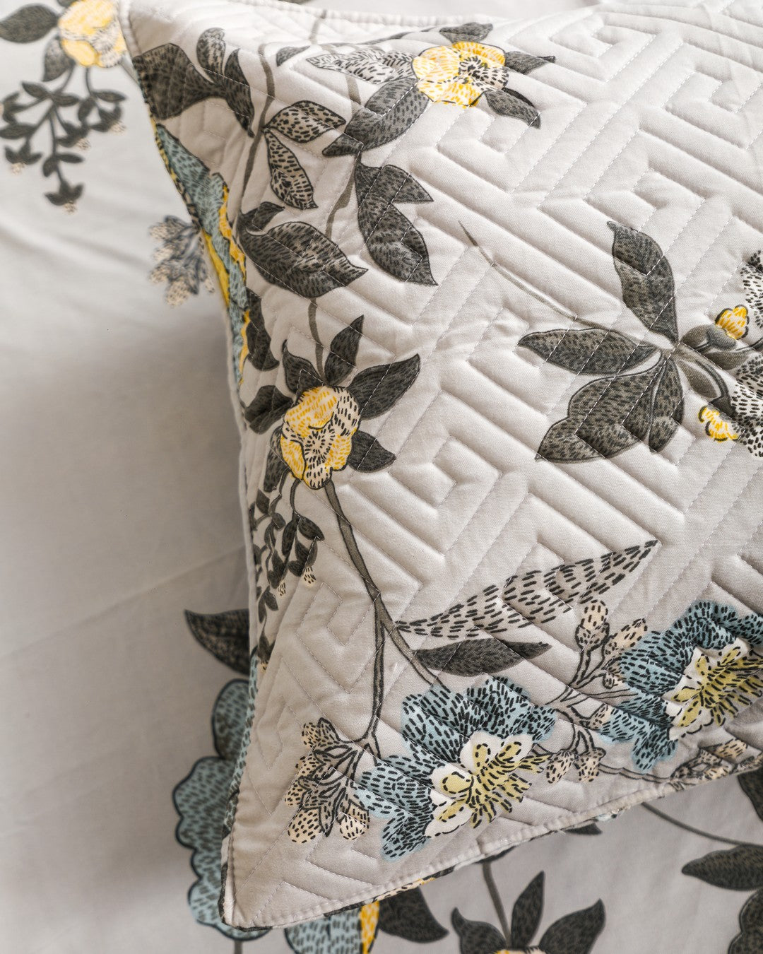 Anthurium - SINGLE BEDSHEET WITH QUILTED PILLOW COVER (Gray Floral)