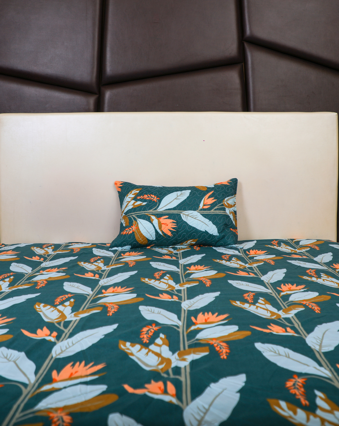 Anthurium - SINGLE BEDSHEET WITH QUILTED PILLOW COVER (Dark Green Color)