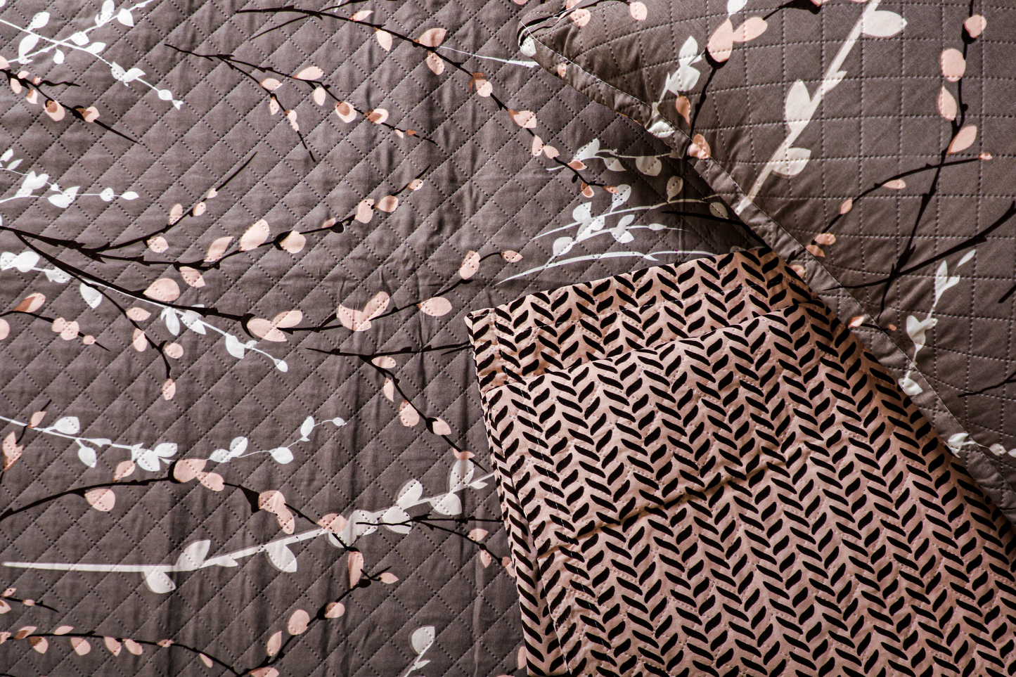 Evening Primroses - DOUBLE BED BEDCOVER/AC QUILTS PRINTED (Grey Stem )