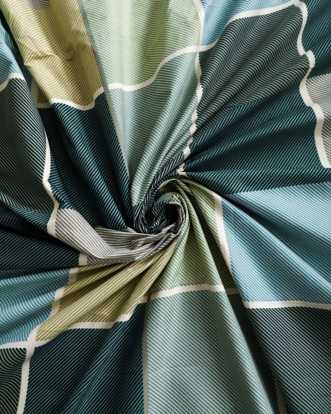 Anthurium Check Green King Size Bedsheet Set with Quilted Designer Pillow Covers – Ultra-Soft, Breathable, and Luxury Bedding for All Seasons