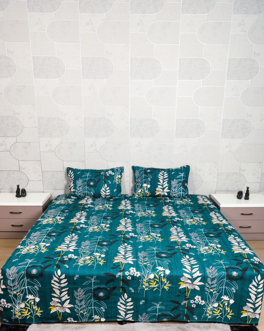 Anthurium Dark Green King Size Bedsheet Set with Quilted Designer Pillow Covers – Ultra-Soft, Breathable, and Luxury Bedding for All Seasons
