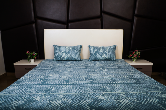 Anthurium -  DOUBLE BED  BEDSHEET WITH QUILTED PILLOW COVER (Turquoise Blue)