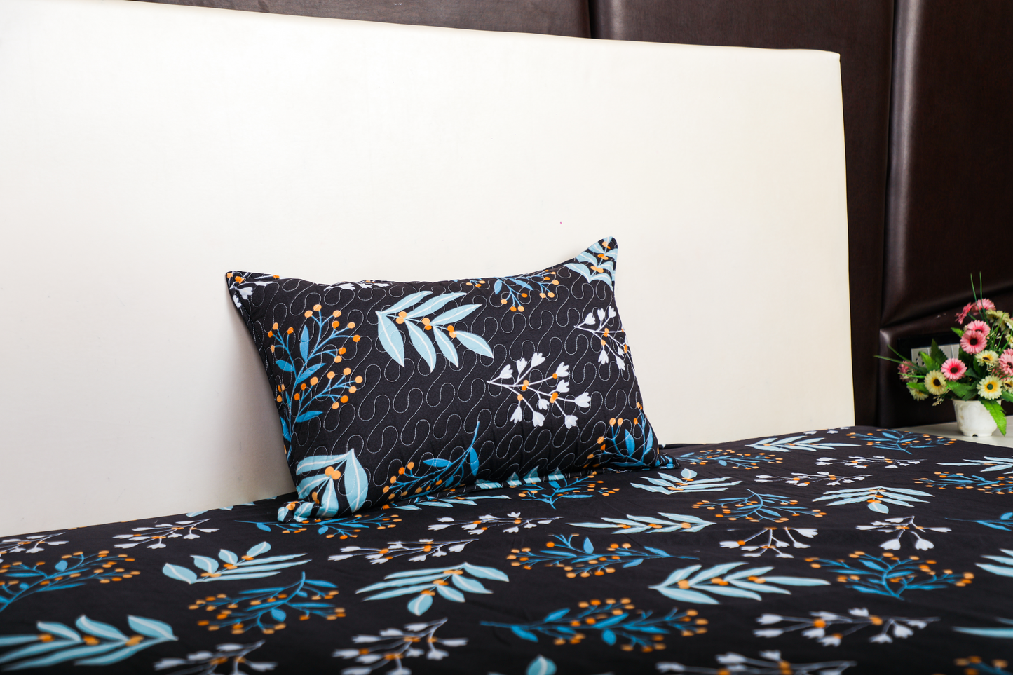 Velcro - FITTED SINGLE BEDSHEET (Dark Blue)