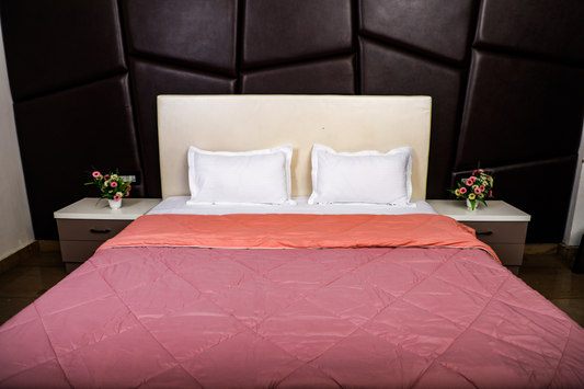 Fountain Grasses - DOUBLE BED REVERSIBLE COMFORTER (Pink)