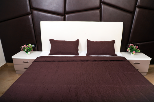 Beauty Bush Brown – Premium Quilted Bedspread for Elegant Bedrooms