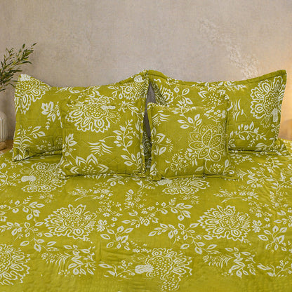green whisper cotton feel bedsheet fabric close up floral print 180 GSM soft breathable with quilted pillow cover and cushion stitching detail