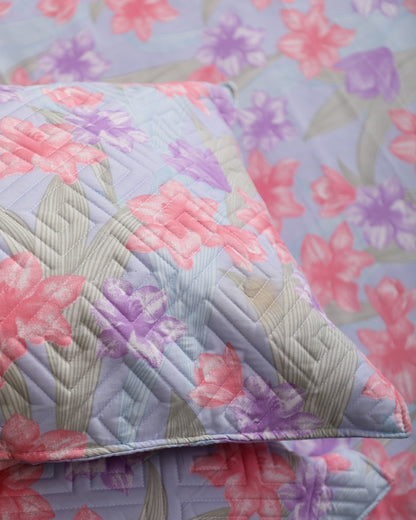 Anthurium Lavender King Size Bedsheet Set with Quilted Designer Pillow Covers – Ultra-Soft, Breathable, and Luxury Bedding for All Seasons